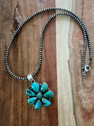 The Rosa Necklace