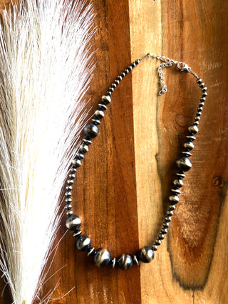 The Silver Mesa Pearl Necklace