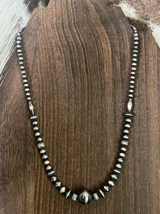 The Silver Crossroads Pearl Necklace (16”)