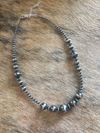 The Silver Mesa Pearl Necklace