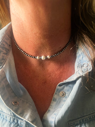 The White Mesa Pearl Necklace (14”)