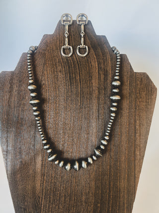 The Westbound Necklace