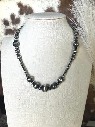 The Silver Mesa Pearl Necklace