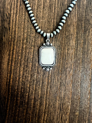 The Rodeo Twist Necklace