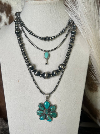 The Rosa Necklace