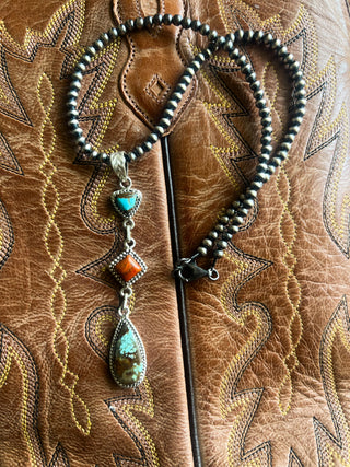 The Silver Spur Necklace