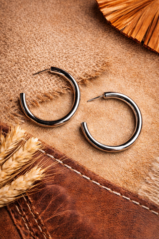 Everyday Hoop Earrings {Silver}