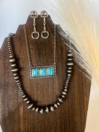 The Westbound Necklace