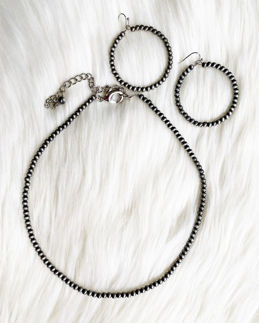 LaGrange Necklace Set