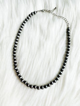 The Helena Necklace